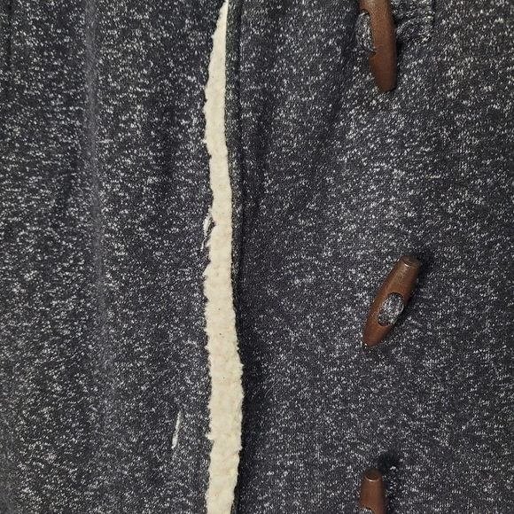 Full Tilt Gray and White Sherpa Lined Jacket‎ Size Large - Picture 2 of 5